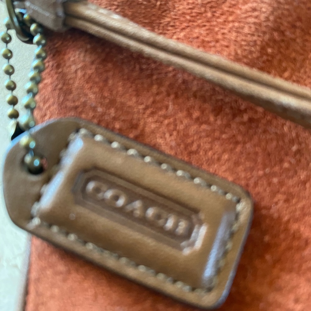 Coach suede wristlet in burnt orange/rust - Picture 3 of 4